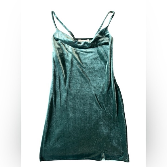 NWOT Pink Rose Cowl Neck Velvet Mini Dress Women’s XS Green Holiday Fall Revolve - Picture 2 of 12